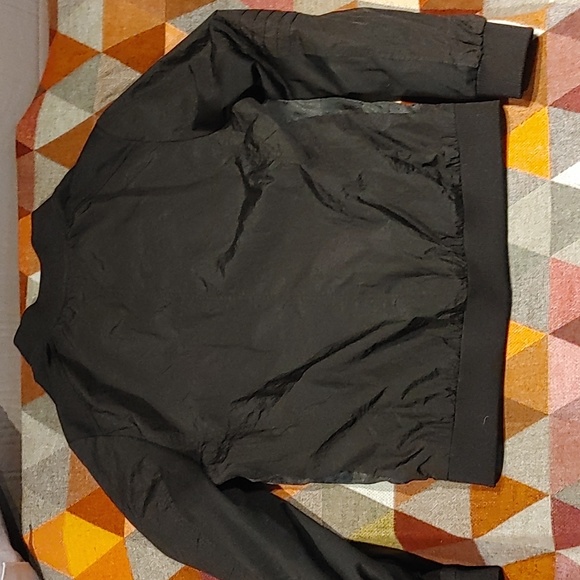 Fairwhale Jacket - Picture 3 of 6